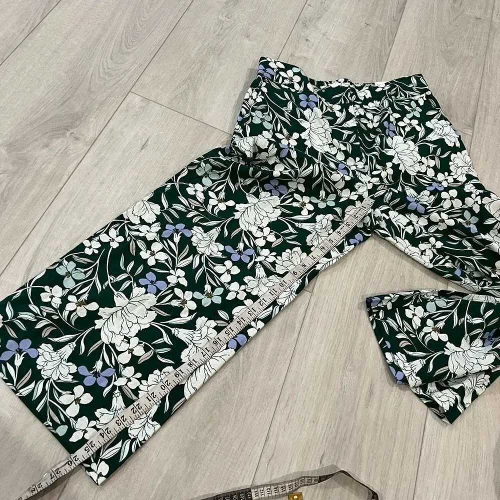 Ann Taylor the line wide leg pants size 10